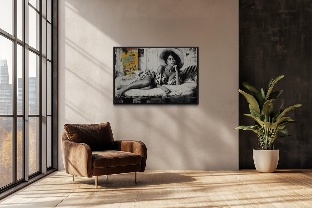 Black And White Vintage Style Sexy Woman Wall Art