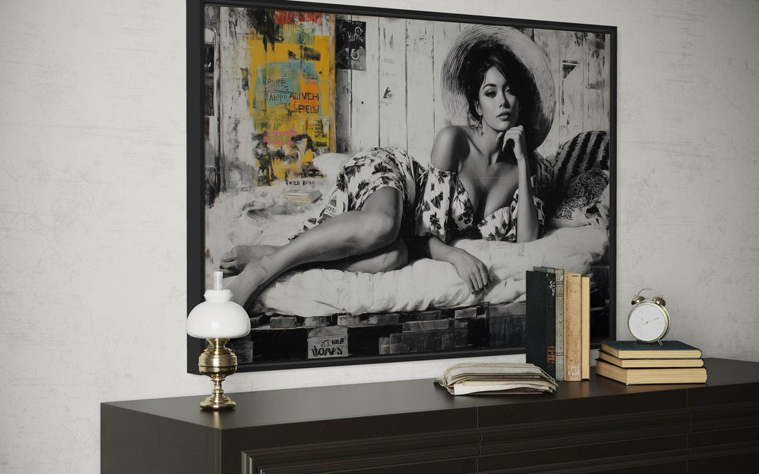 Black And White Vintage Style Sexy Woman Wall Art