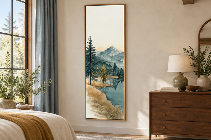 Toile murale verticale haute et étroite représentant un lac de montagne.